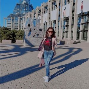 Meet your Posher, Ray-chelle